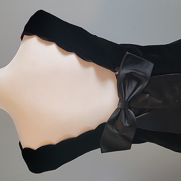 Vintage Elinor Gay black dress - Picture 4 of 11